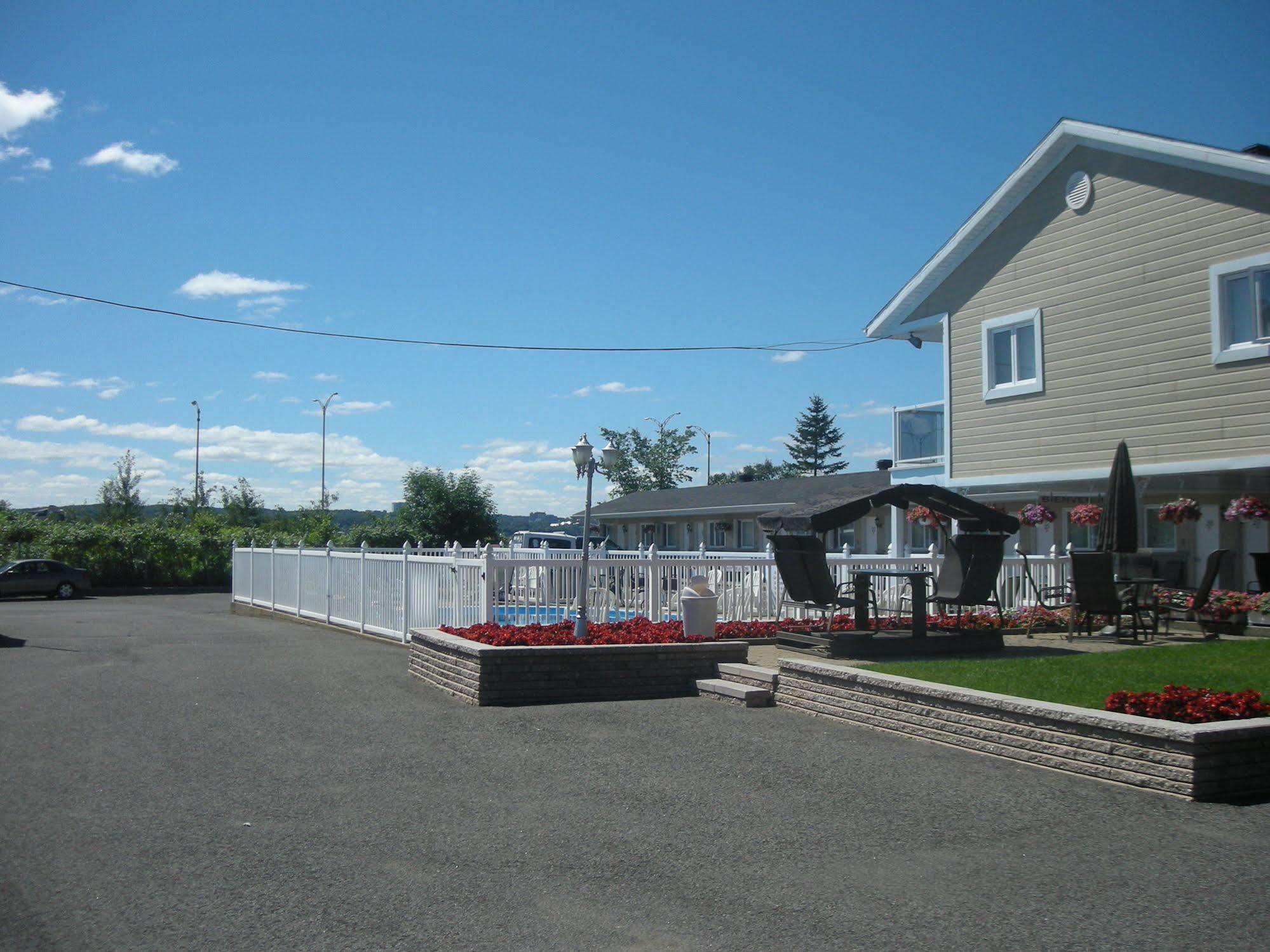 Motel Chevalier Ciudad de Quebec Exterior foto
